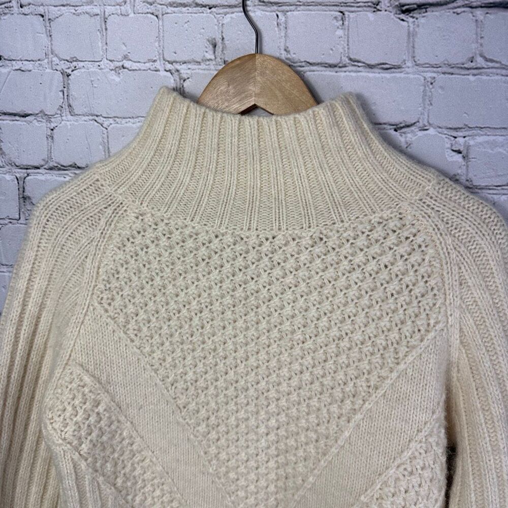 Banana Republic Popcorn Stitch Turtleneck Pullover Wool Blend Size M tall M - Picture 2 of 7